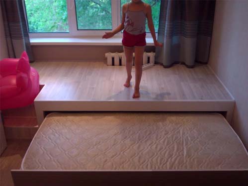 Готовая кровать-подиум для детской комнаты